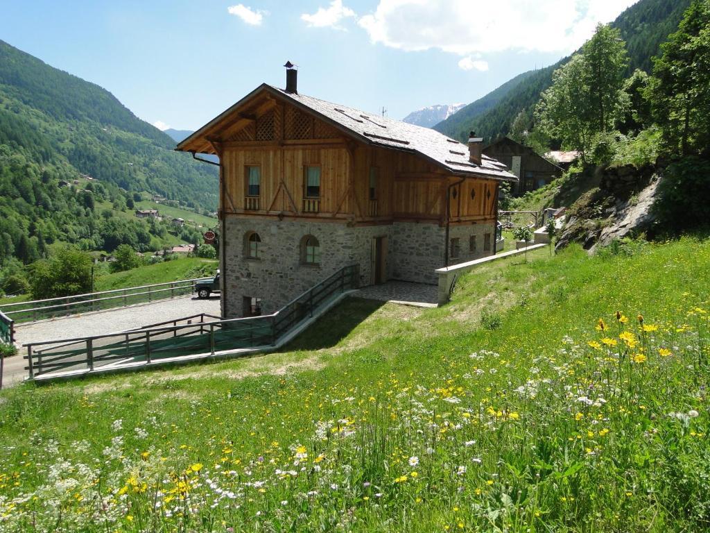 HOTEL Chalet Val Di Rabbi Exterior foto