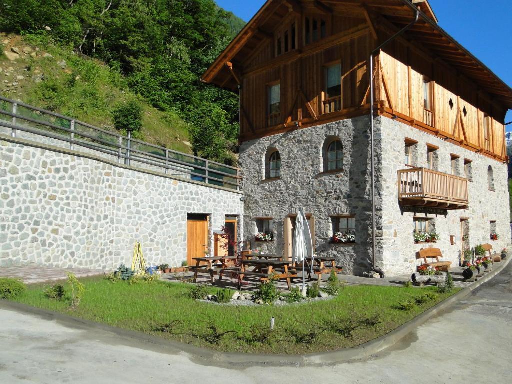 HOTEL Chalet Val Di Rabbi Exterior foto